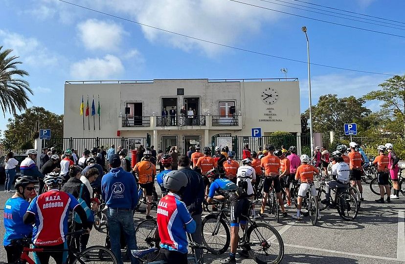 Celebrar o Dia da Liberdade a pedalar1